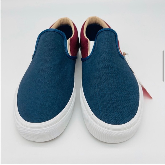 Authentic, classic, slip-on vans. - Picture 2 of 5